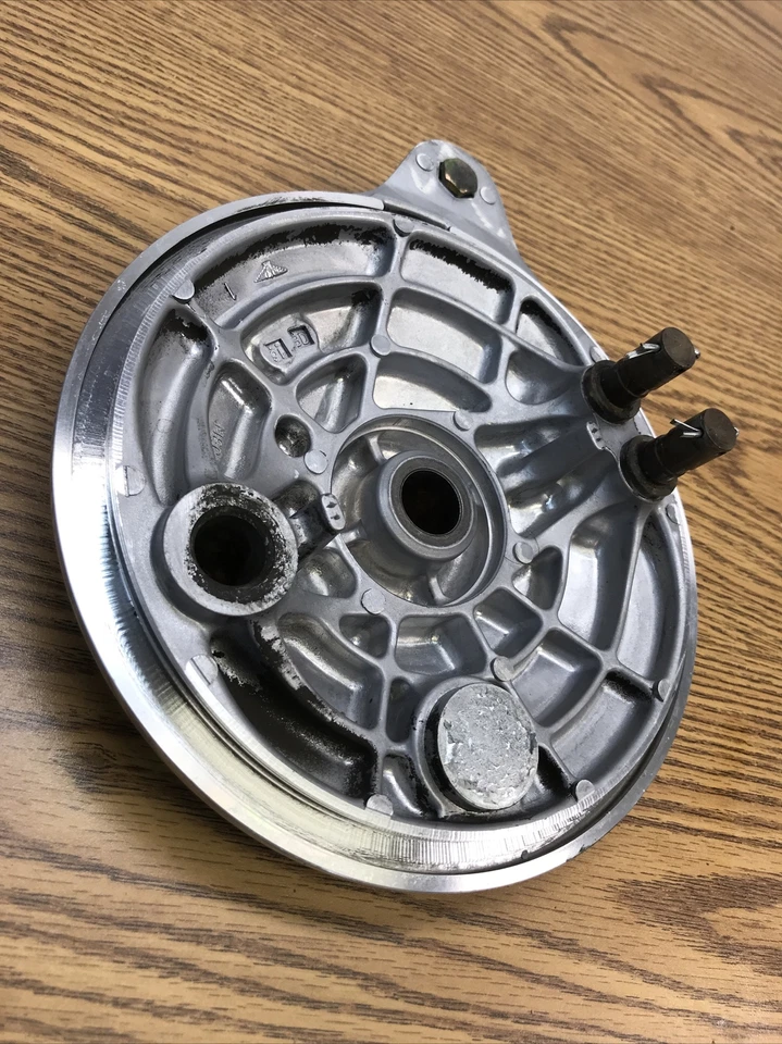 HONDA SHADOW SPIRIT VT750 2001-2007, PIEZA PANEL FRENO TRASERO # 43100-MCL-J00 Foto 2 de 4