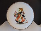 Set of 2 Vintage Nevco Made In Japan Decorative Collectors Plates A Girl & Boy — photo 2