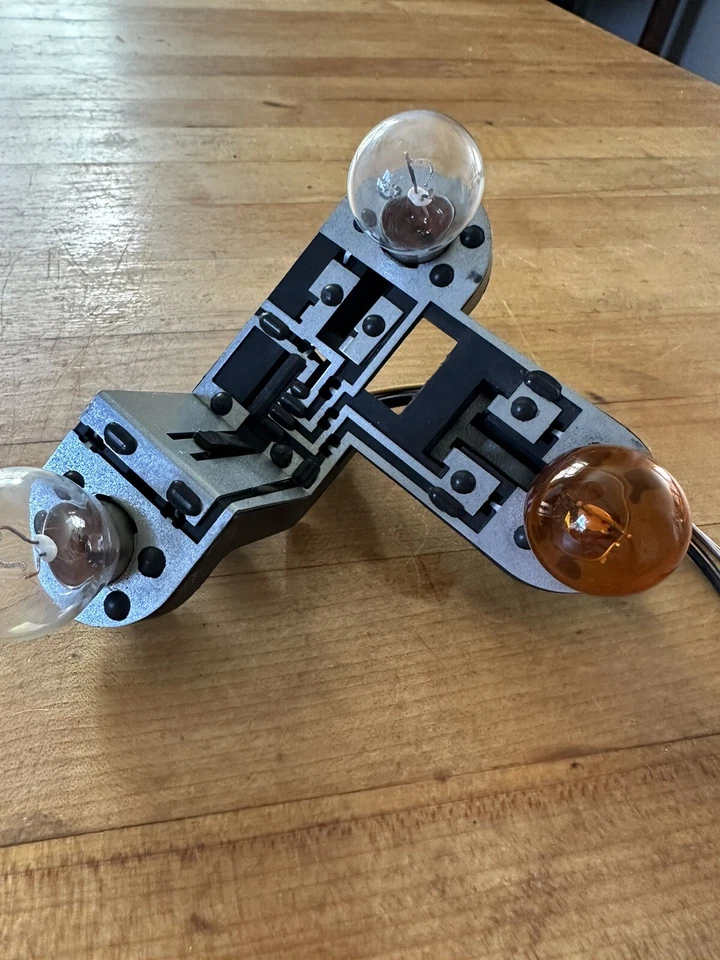 TESTED 2003-2007 Saab 9-3 Driver Right Side Tail Light Lamp Bulb Board OEM - Image 4 of 4