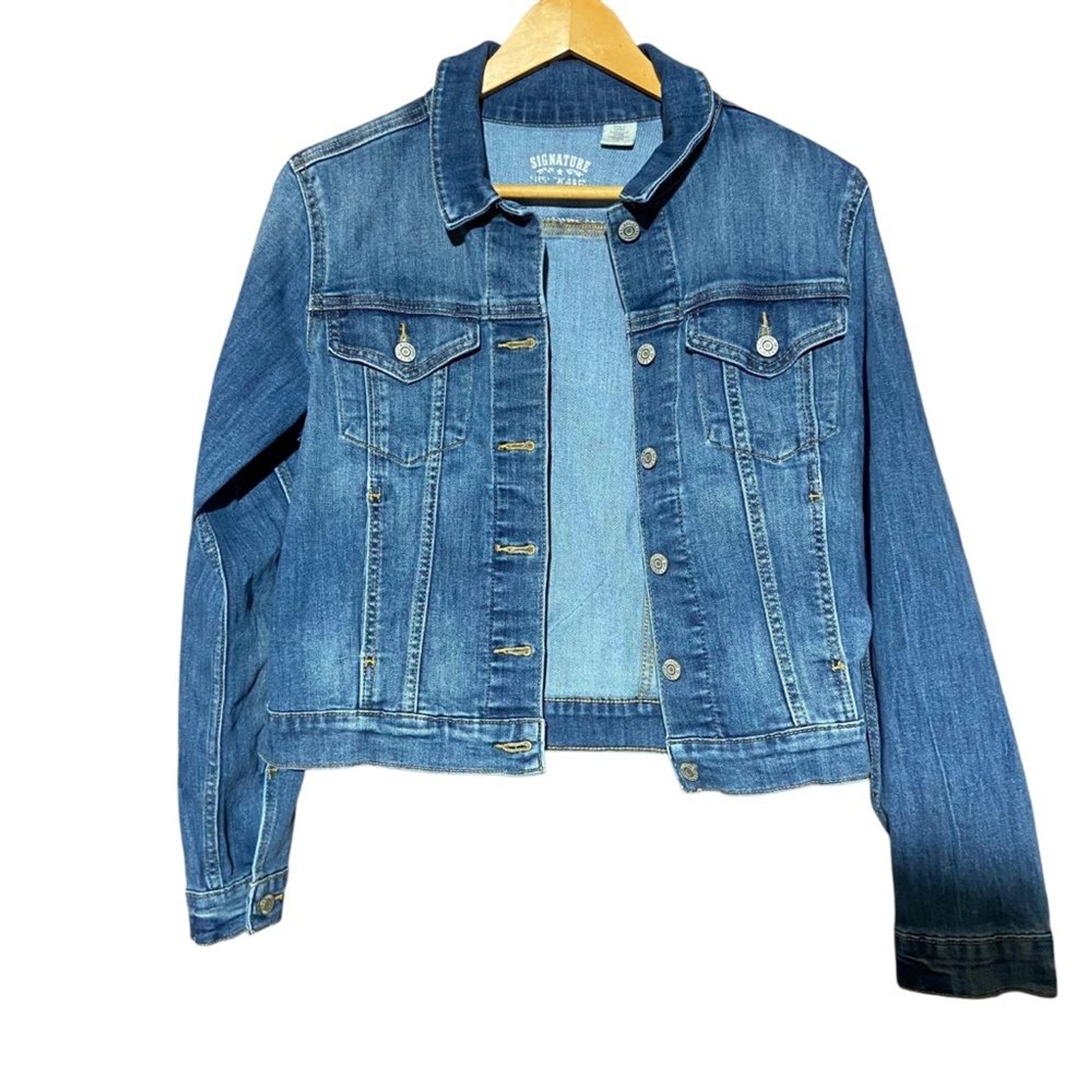 Levi’s Denim Jacket Size Large