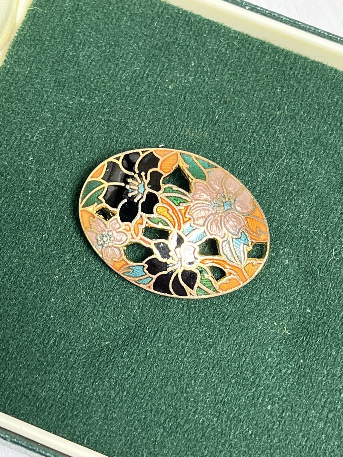 Picture 3 of 8