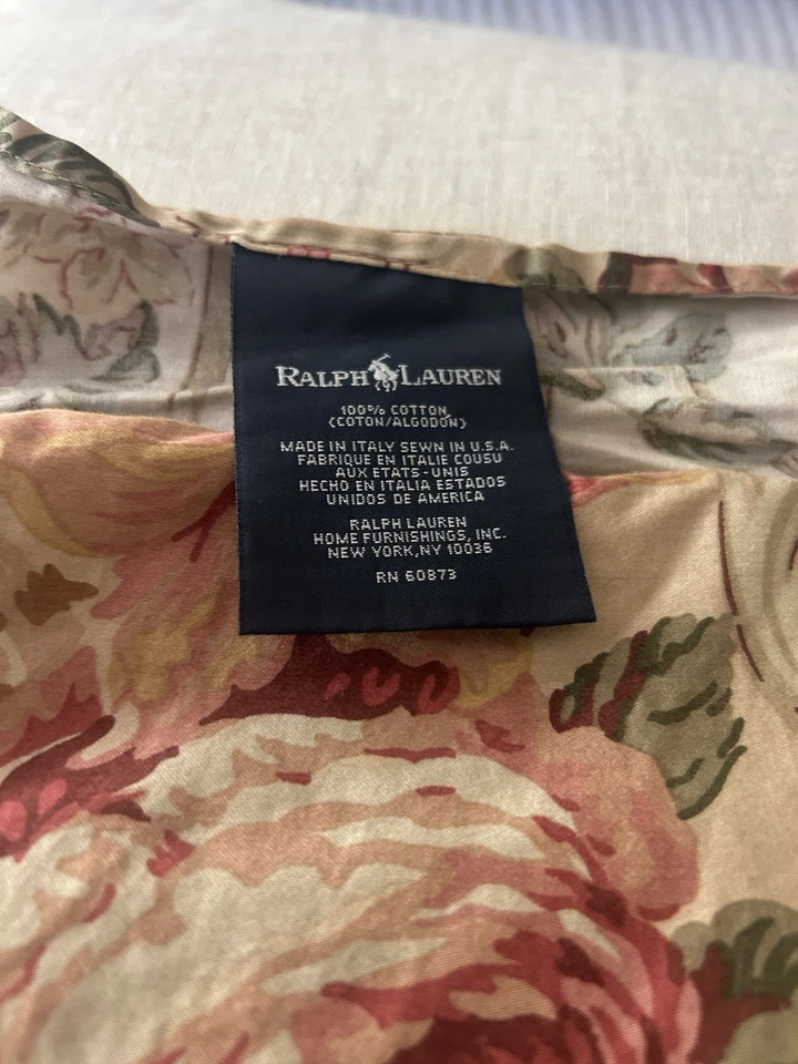 Ralph Lauren Guinevere Set Queen Duvet/ Ruffled Standard Pillow Cases(2) - Image 2 of 4