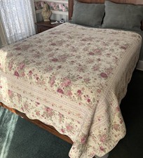 Antique Rose Pattern Reversible Quilt 88x88 Full-Size Scallop Edge BEAUTIFUL