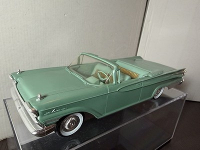 Seafoam Green 1959 AMT Promo Mercury Park Lane Convertible Friction Car 1:25