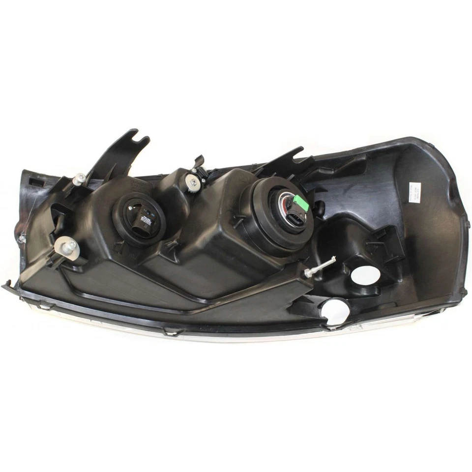 For 2003 Saturn LW300 Headlight Assembly Pair Driver and Passenger Side - Image 2 of 4