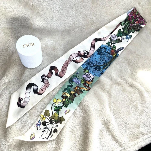 Foulard Dior Mitzah 100cm 39′′ 6cm 2′′ long rectangle soie fleur blanc