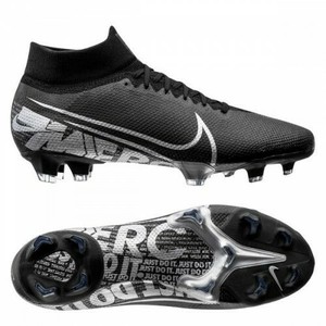 nike football boots size 7.5