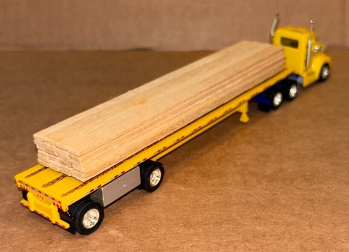 Tonkin Toy, KENWORTH SEMI TRACTOR / PARWEST STEEL TRAILER (Customized Load, 1/87 - Picture 3 of 5