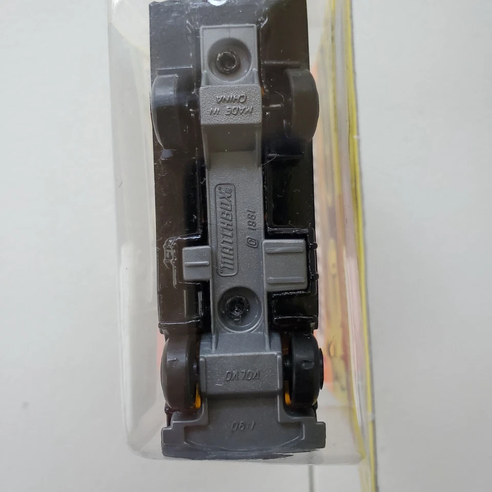 MATCHBOX 1996 Volvo Container Truck - Image 4 of 4