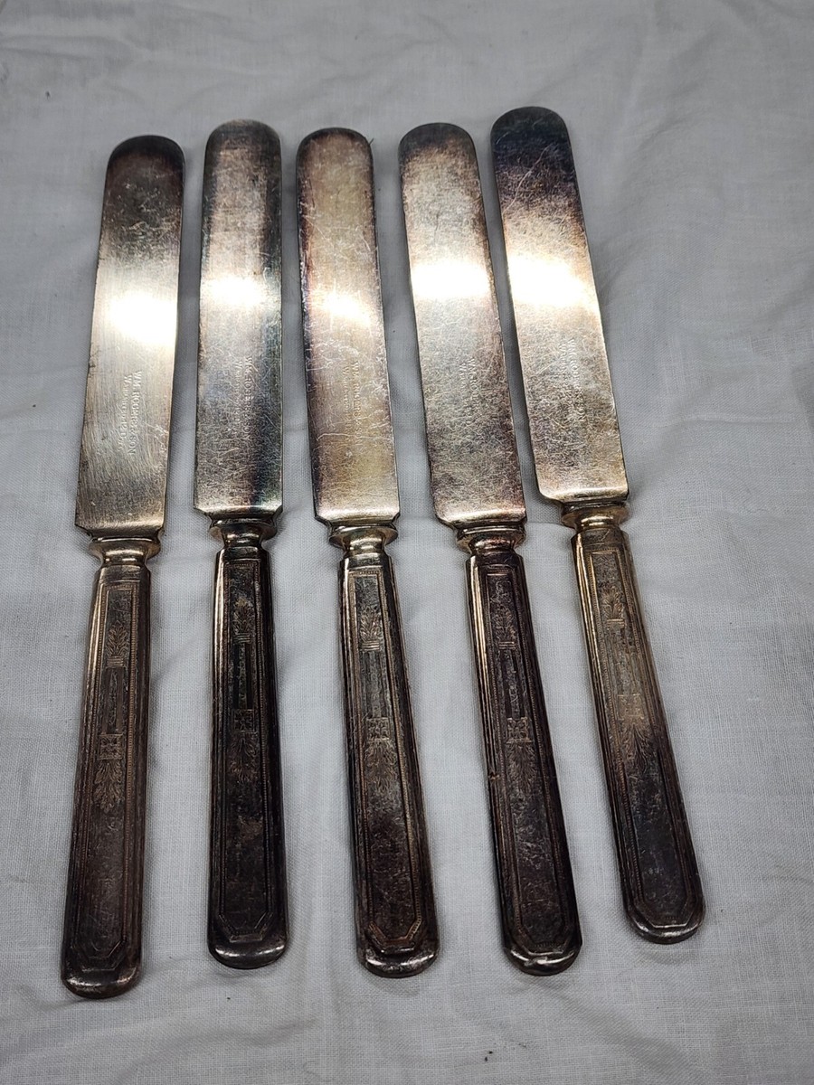 WM Rogers Warranted 12 DWT Knives Dinner Butter Silver Plate Lot