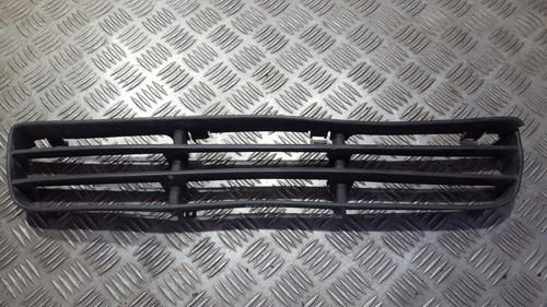 1J5853677B Stoßstangengrill vorne Mitte  Volkswagen Bora DE229438-62