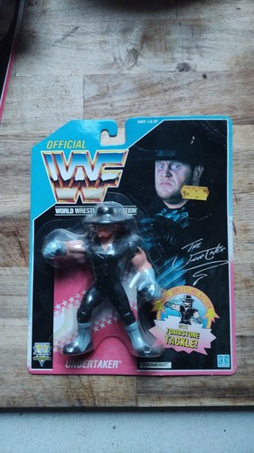 Hasbro WWE WWF 1992 The Undertaker Blue Card Serie...