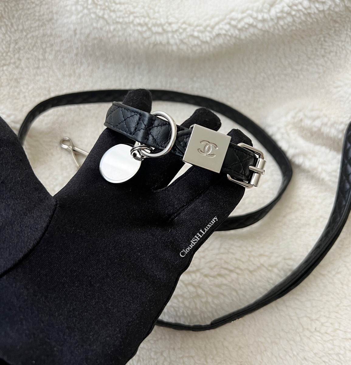 Auth Chanel Black Quilted CC Logo Dog Collar & Leash Set - Size