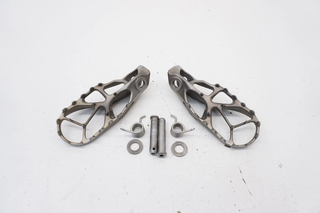 2023 TC125 Footpegs OEM Foot Pegs Peg 125-450 Husqvarna FC FX SXF XC-F FC XC