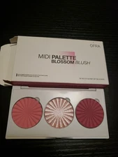 Ofra Cosmetics Blossom Blush Trio Midi Palette PINKS ~ 9g / 0.32 Oz