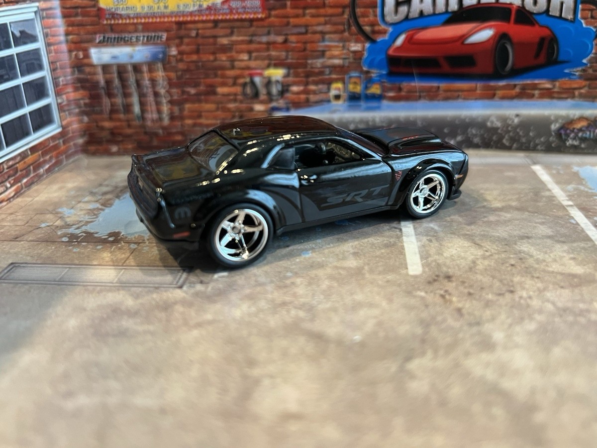 ホットウィール DODGE CHALLENGER SRT DEMON 2023 Hot Wheels '18 Dodge Challenger SRT Demon (black) Real Riders