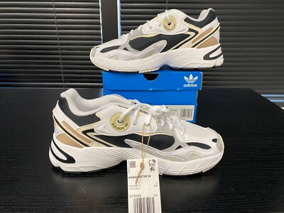 あゆみ。 New Adidas ASTIR W Cloud White Black Chunky Sneakers GY9549