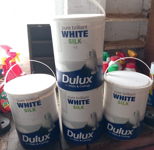 4 x Dulux Seidenemulsionsfarbe rein glänzend weiß je 5 Liter - NEU