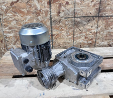 VERY SLOW Bonfiglioli 3-Phase Electric Motor Gearbox 0.83RPM Gear Motor Reducer