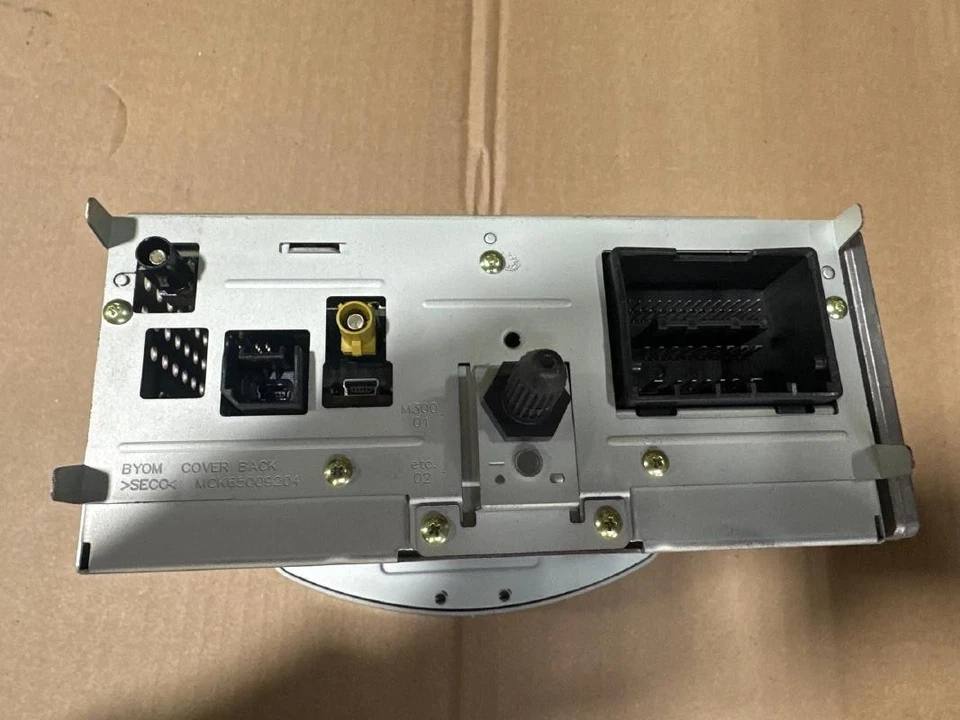 2013-2015 雪佛兰 Spark 收音机信息接收器和显示屏幕 ID 42357722 — 第 2/2 张图片