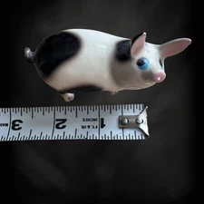Vintage Hagan Renaker Happy Spotted Twirl Tailed Minature Ceramic Pig - As Is