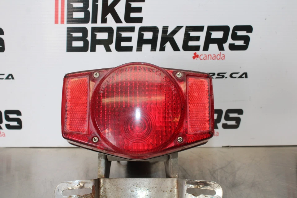 LUZ FRENO TRASERO HONDA GOLDWING 1000 78-79 BB171 Foto 4 de 4