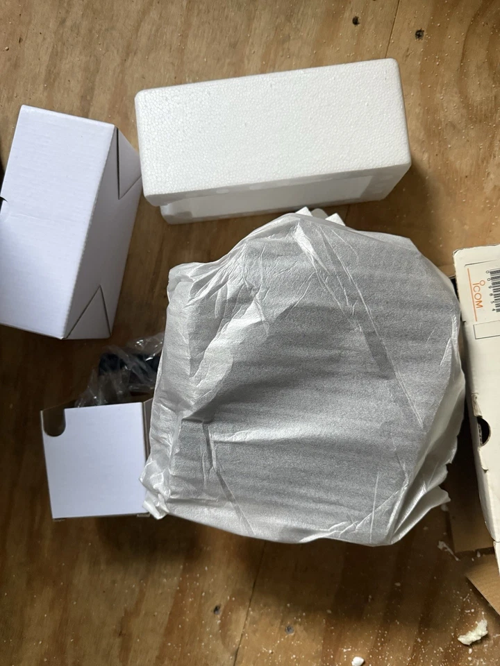 ICOM ic-M57 VHF Marine Transeiver - Image 4 of 4