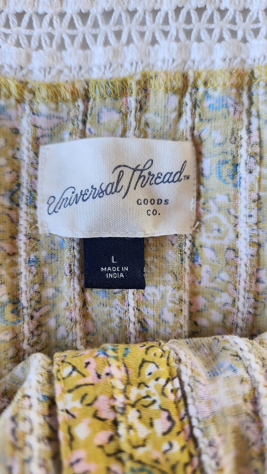 Universal Thread Crochet Button Front Cropped Tan… - image 3