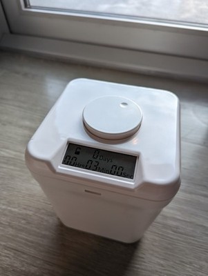 Kitchen Safe: Time Locking Container White Lid + White Base - 5.5'' Cube (Medium)