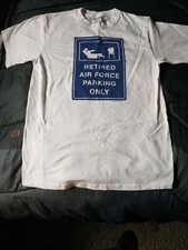 Vintage Retired Veterans US Air Force T-Shirt SIZE MEDIUM