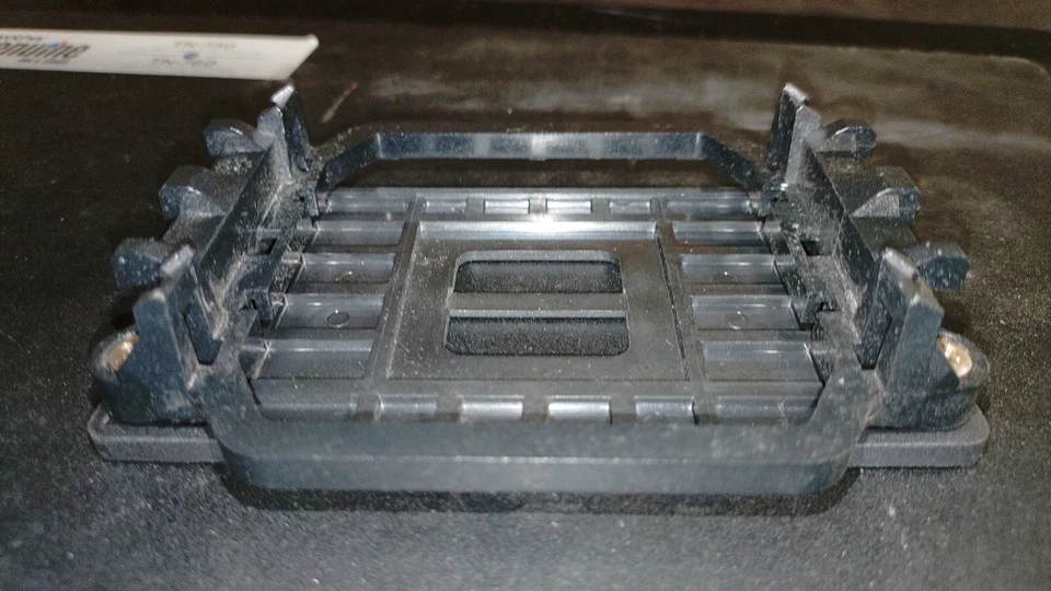 Black Socket AM2/2+/3/3+ Bracket & Backplate Assembly - Image 3 of 4