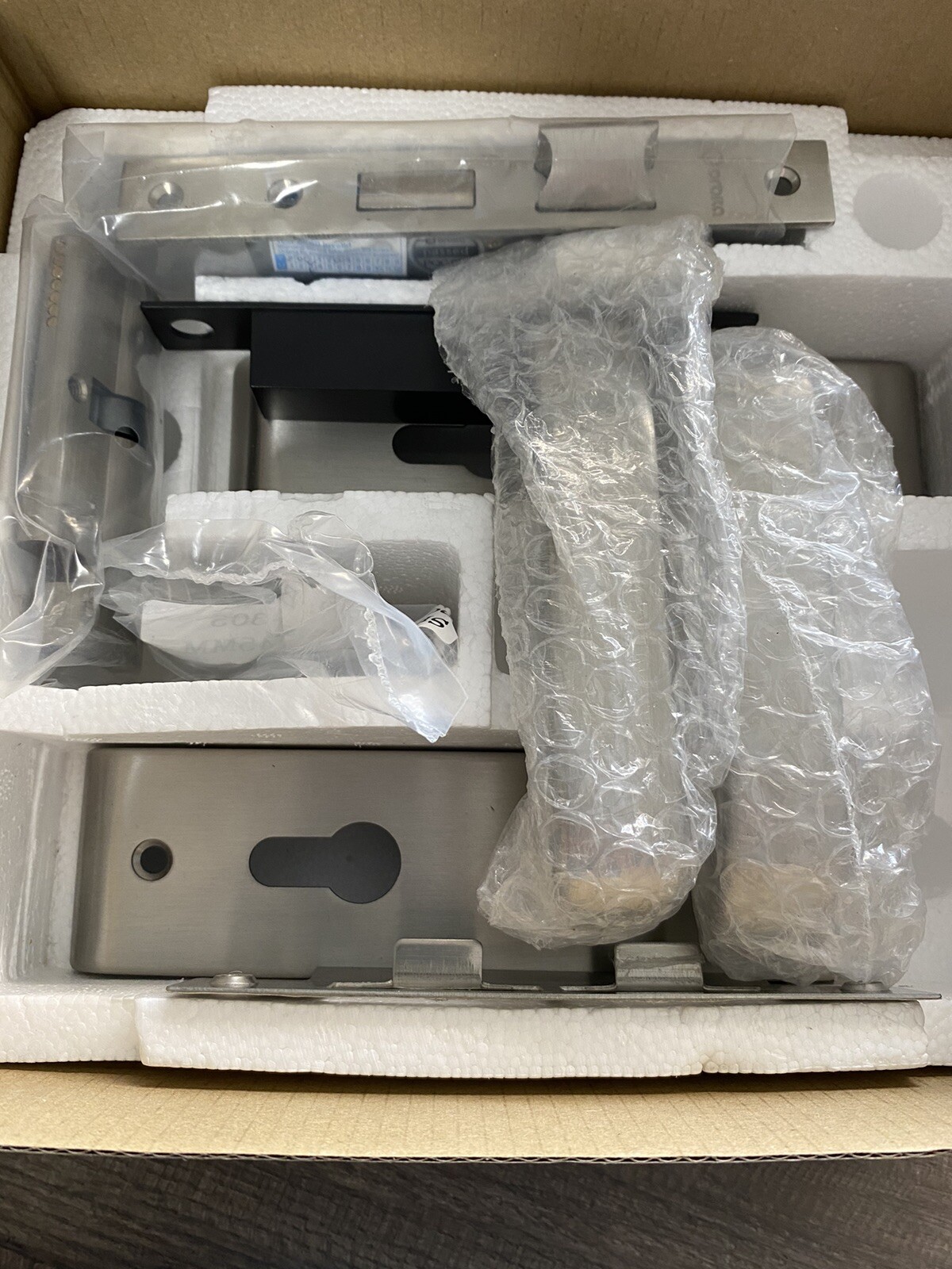 ORBITA Right-handed B-305 Bathroom Privacy Door Lever Lock-image