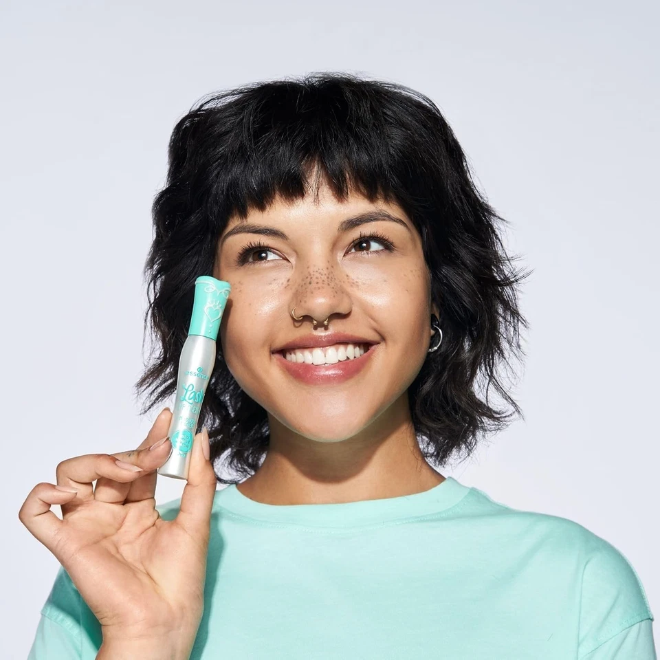 essence | Lash Princess Mascara Primer for Extra Length & Volume (1 Pack) - Image 3 of 4