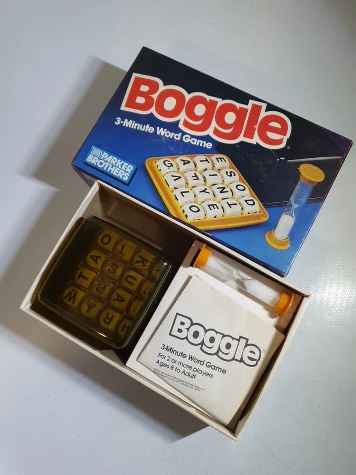 Vintage "Boggle" 3 Minute Word Game by Parker Brothers Complete (1987) - Image 2 of 4