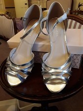 Silver Metallic Strappy Evening Shoes by Paradox in Wide Fit UK size 7 NWB