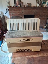 Alvari Vintage Accordion Pearlised With Decorative Grill Design