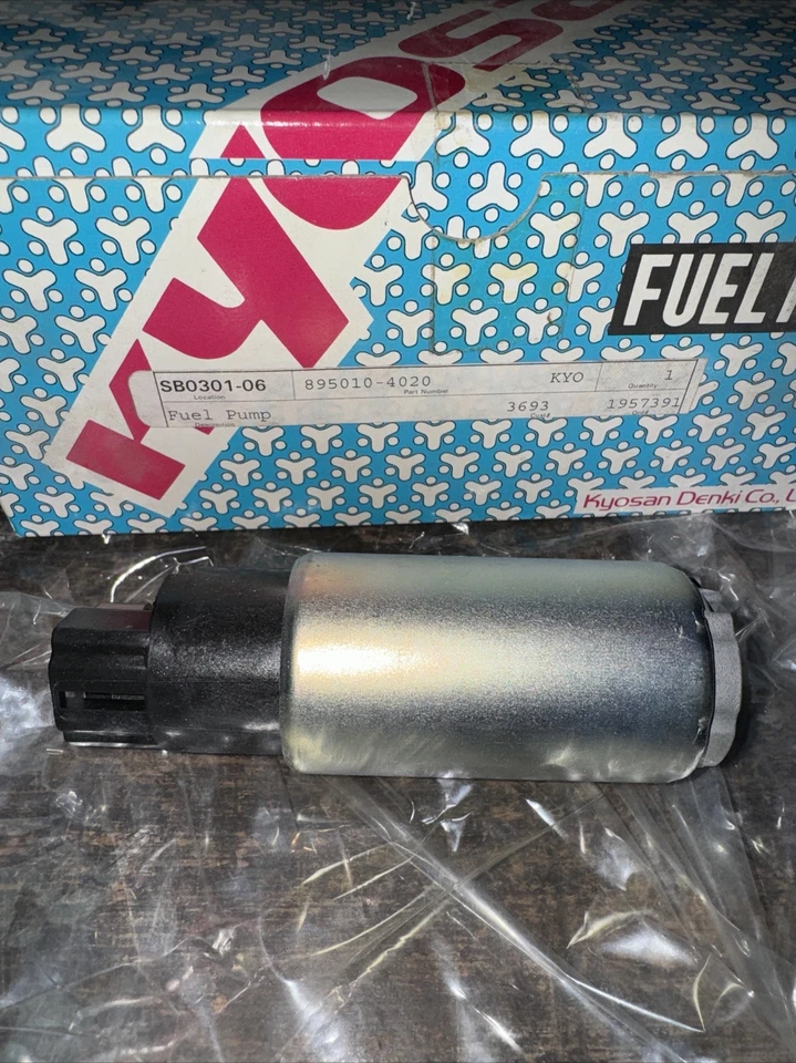 Bomba de combustible Nissan Altima 1996-2001 KYOSAN 895010-4020 8-97118-512-0 NUEVO OEM Foto 2 de 4
