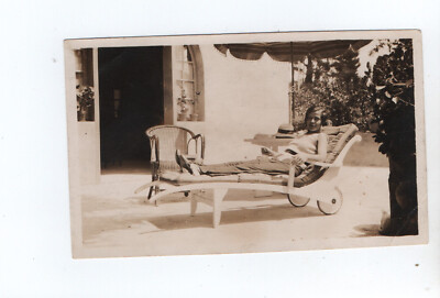 B585 Original Vintage Foto Snapshot: Liegestuhl Art 1930....