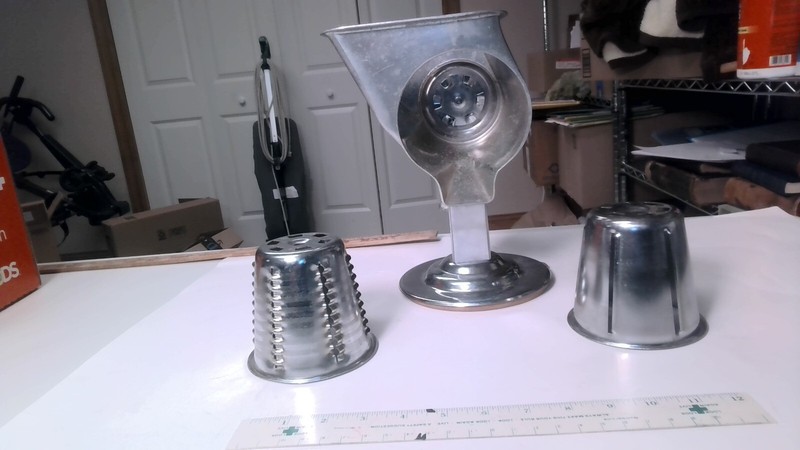 KUT-KLEEN KUTTER Manual Food Processor Grater with 2 Grinders Cutters Cups