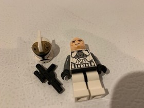 LEGO Star Wars Gunner Clone Trooper Minifigure 8014 w/ BLASTER