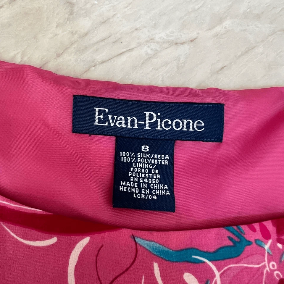 Blusa Evan Picone 100% Seda Rosa Floral duas peças é tamanho 8 e saia é tamanho 10 - Imagem 4 de 4