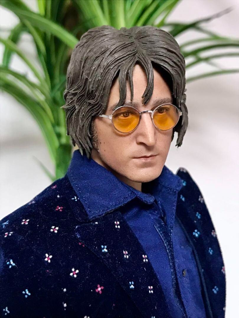 ジョン・レノン　1/6 フィギュア　Molecule 8 ビートルズ　絶版 ジョン・レノン 1/6 フィギュア Molecule 8 ビートルズ 絶版