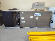 Johnson Controls 17.5 Ton Choice HVAC RTU (Roof top unit) - Brand new