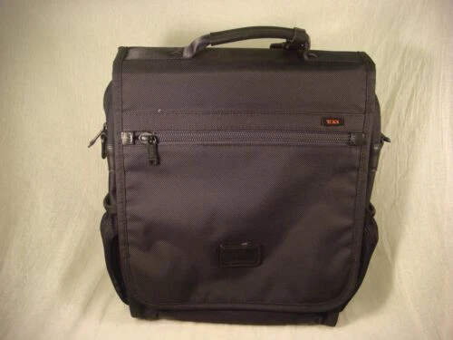 Lector de libros electrónicos y tablet Tumi Estuches, Fundas y teclado Folios Para Universal