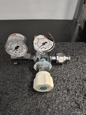 WESTER MEDICA M1-320-PG Single Stage Adjustable Delivery Pressure Regulator