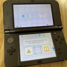 New Nintendo 3DS XL Metallic Black USA With Charger And Stylus