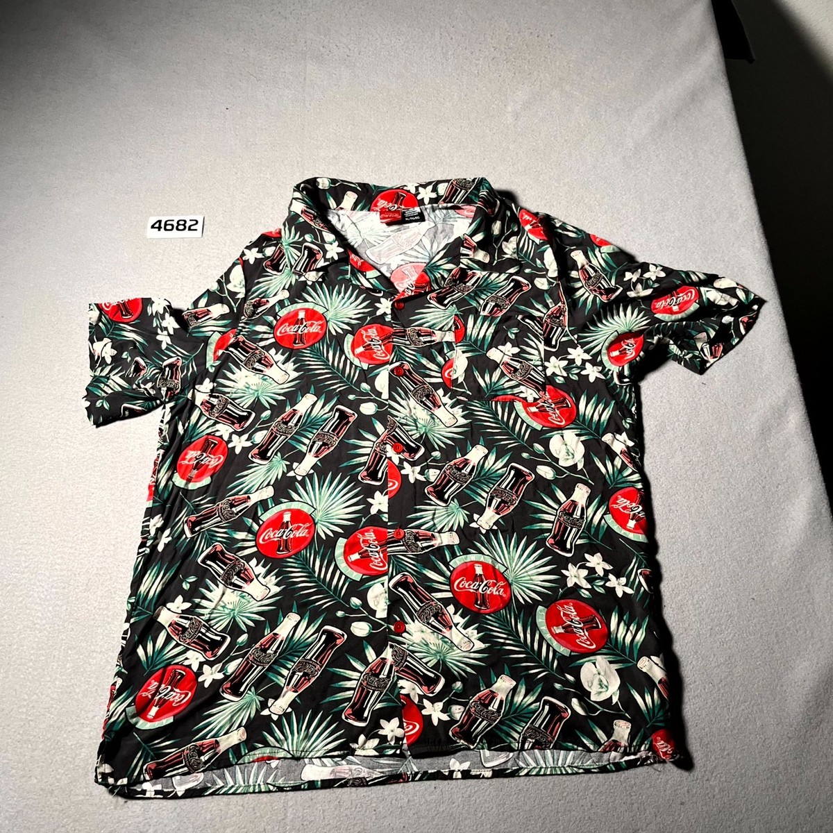 シャツ KITH cocacola ALL OVER HAWAIIAN SHIRT Enjoy Coca Cola Hawaiian Shirt Men XL Multicolor All Over Print