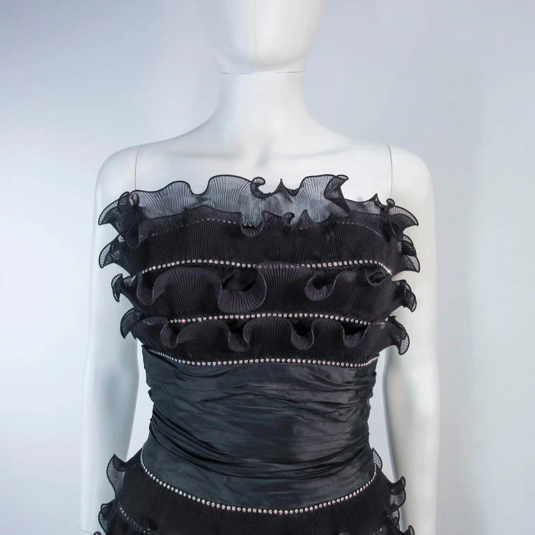 JIKI Monte Carlo Creation Black Pleated Ruffle Cocktail Dress Size 38 image 4