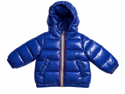 MONCLER AUBERT BABYBLAUE GEFÜTTERTE DAUNENJACKE MIT KAPUZE   6/9 MONATE 68 CM