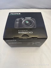 Fujifilm FinePix S8200 – 40x Zoom Beast (Boxed & Ready!)